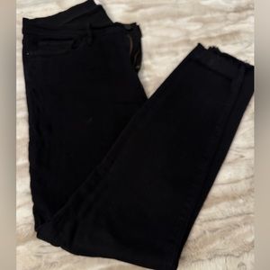 Frame skinny leg jeans